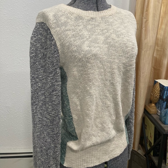 NWOT Theory colorblock sweater - Picture 7 of 8